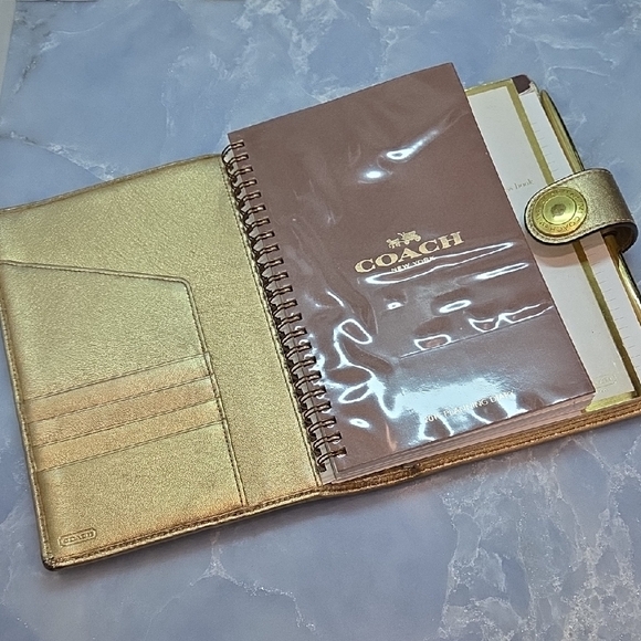 Coach Signature Collection - Day Planner Cover in Gold and Tan - Picture 6 of 7